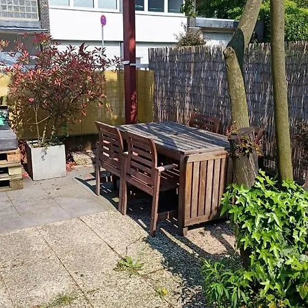 Apartamento Wunderschone, Grosszugige Eg-wohnung Mit Garten *